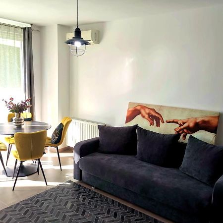 Caraway Apartment ออราแด ภายนอก รูปภาพ