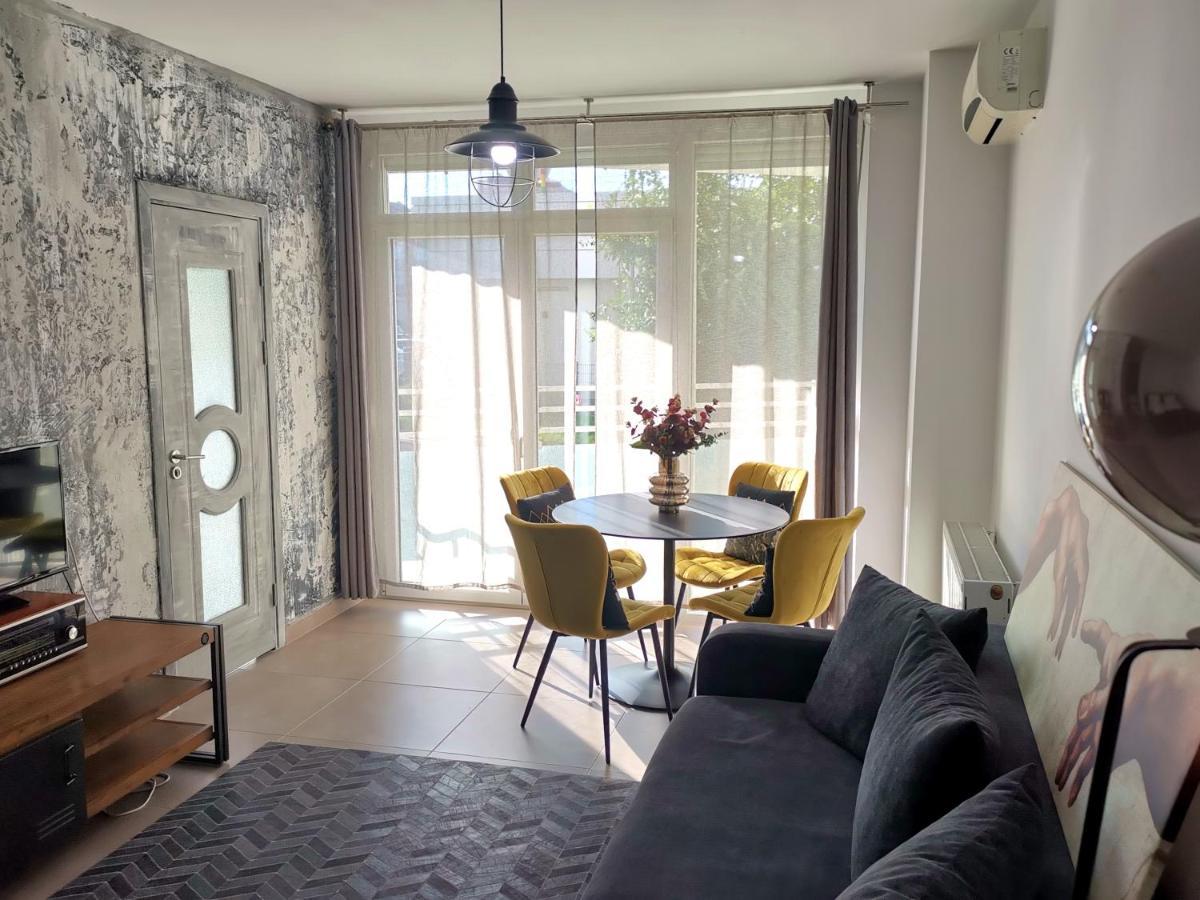 Caraway Apartment ออราแด ภายนอก รูปภาพ
